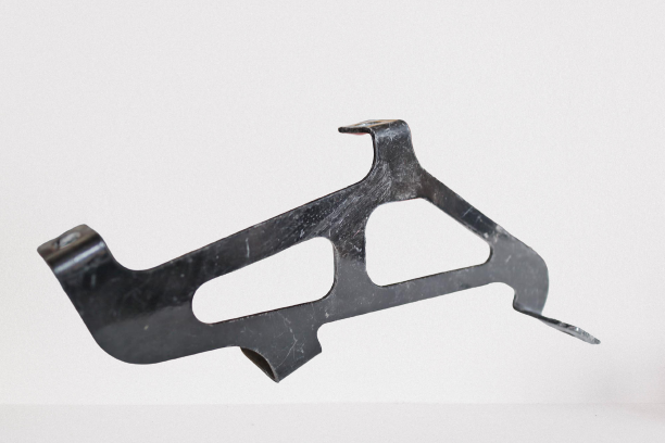 КРЕПЛЕНИЯ КОЗЫРЬКА HW КОМПЛЕКТ WG1642870235-34-33-32