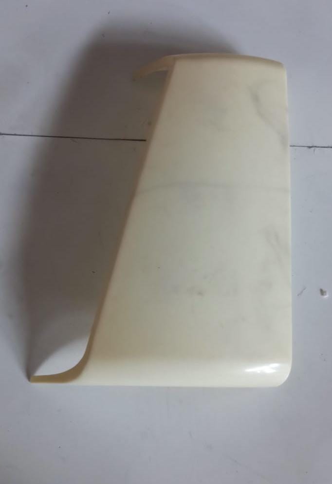 Обтекатель фары L DZ15221110020