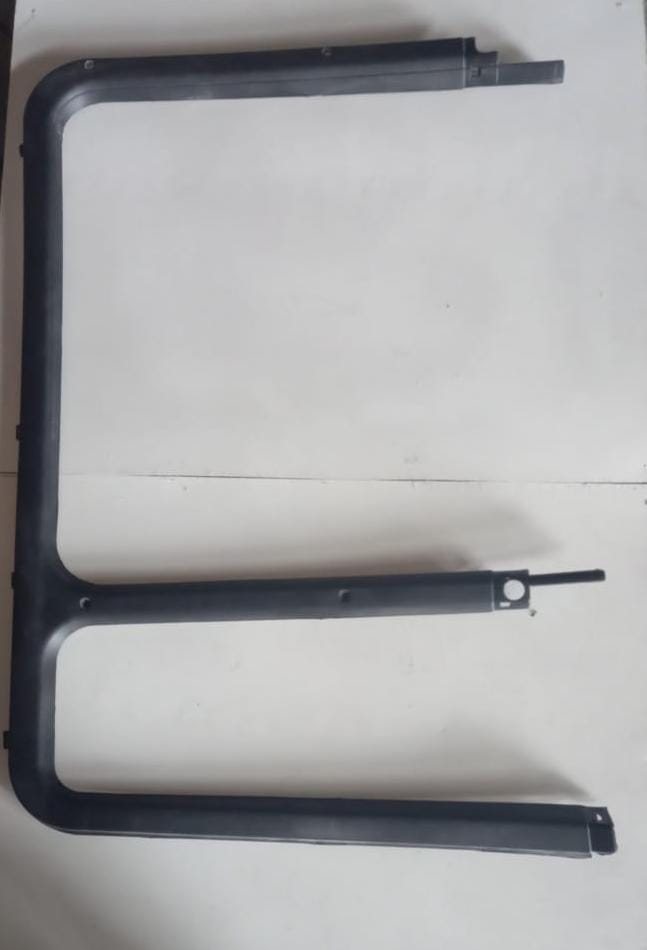 Облицовка оконной рамки двери F2000 R 81.62630.0048