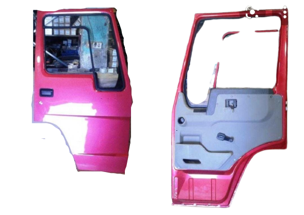 Дверь в сборе HW R AZ1642210002A красная