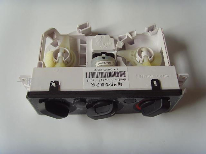 Блок управления отопителя DONG FENG