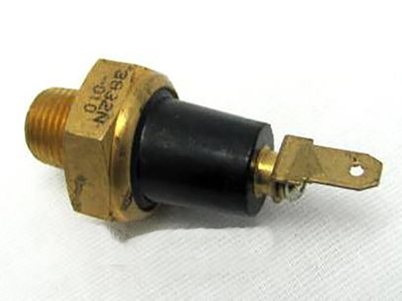 Датчик давления воздуха 6ВТ DONG FENG 3832N-010