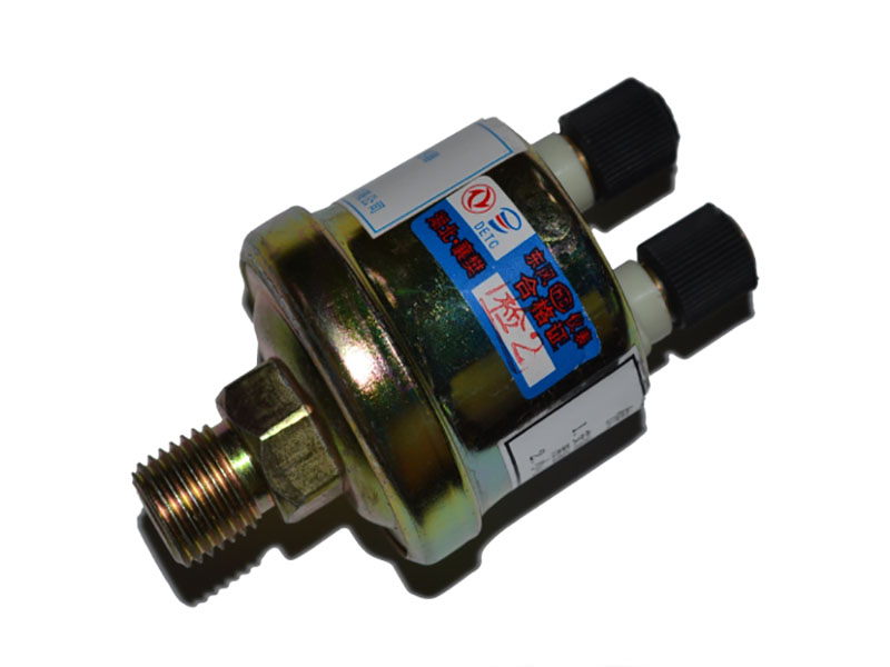 Датчик давления масло CUMMINS 6CT DONG FENG 4931169