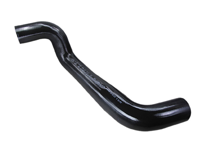 Патрубок радиатора верхний F3000 DZ9112538062