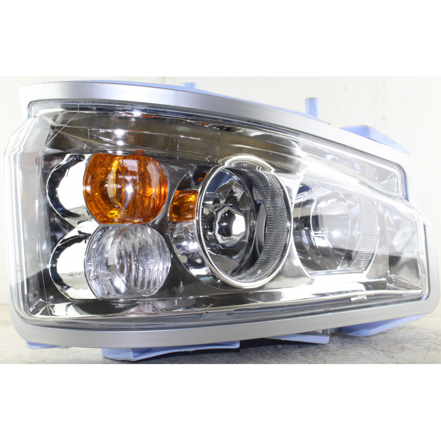 Фара HW 2007 R WG9719720002A